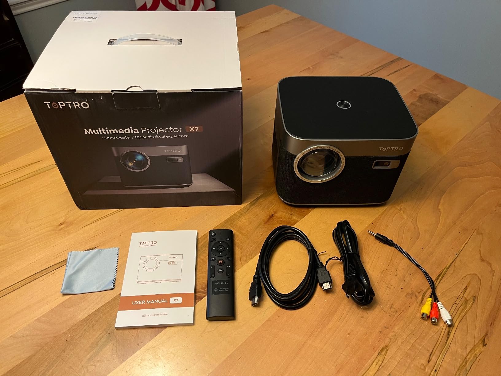 Portable Smart Projector [Google TV 14.0 & 4K Support & Dolby] with WiFi and Bluetooth HDR10,Ceiling Mini Movie Short Throw Projector Outdoor with Built-in Apps Auto Focus Keystone for Home Bedroom customer photo 2