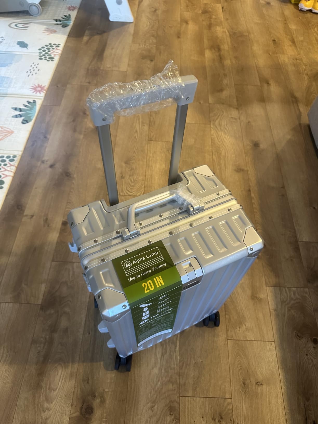 ALPHA CAMP Zipperless Checked Luggage with Aluminum Frame, 28 Inch Suitcase customer photo 2