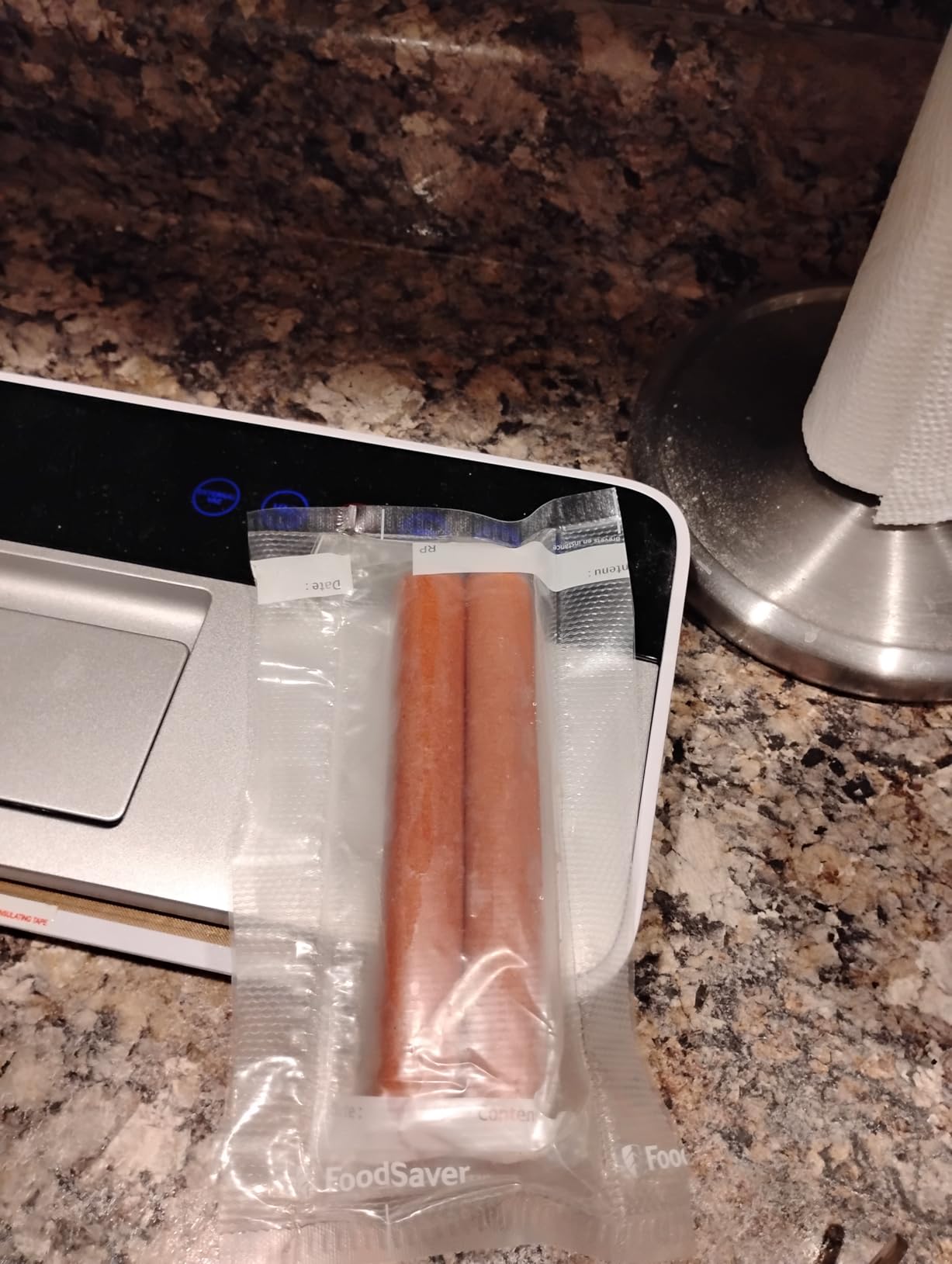 Food Vacuum Sealer Machine with Storage & Built-in Cutter customer photo 2