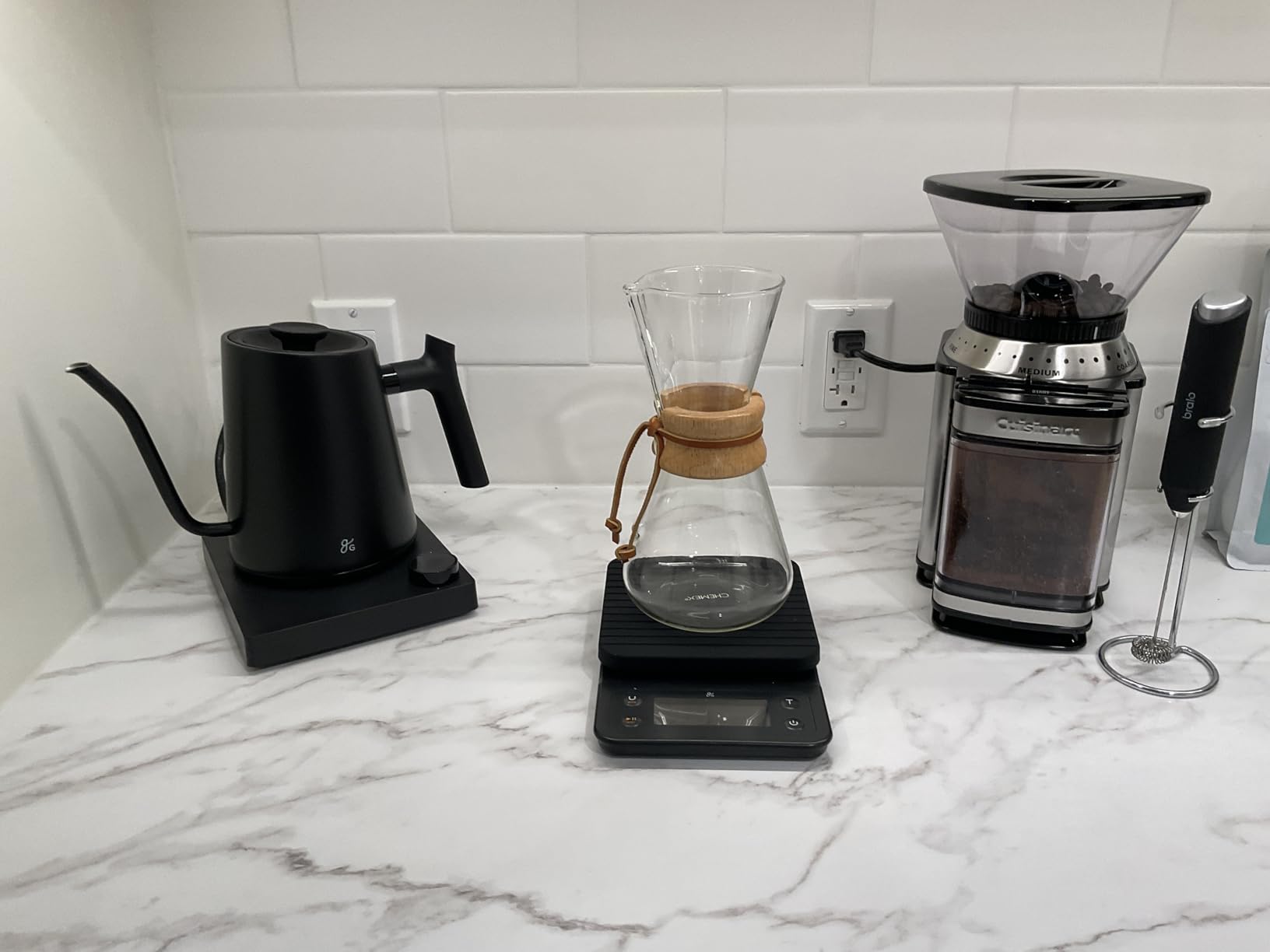 Chemex Pour-Over Glass Coffeemaker - Classic Series - 3-Cup - Exclusive Packaging customer photo 1