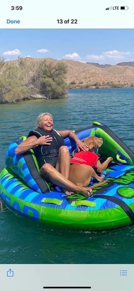 Airhead Switch Back Towable Tube for Boating, 1-4 Rider Inflatable Boat Tube for Water Tubing, Dual Seating Positions with Backrest & Side Panels, Full Nylon Cover, Kwik-Connect, Speed Safety Valve customer photo 1