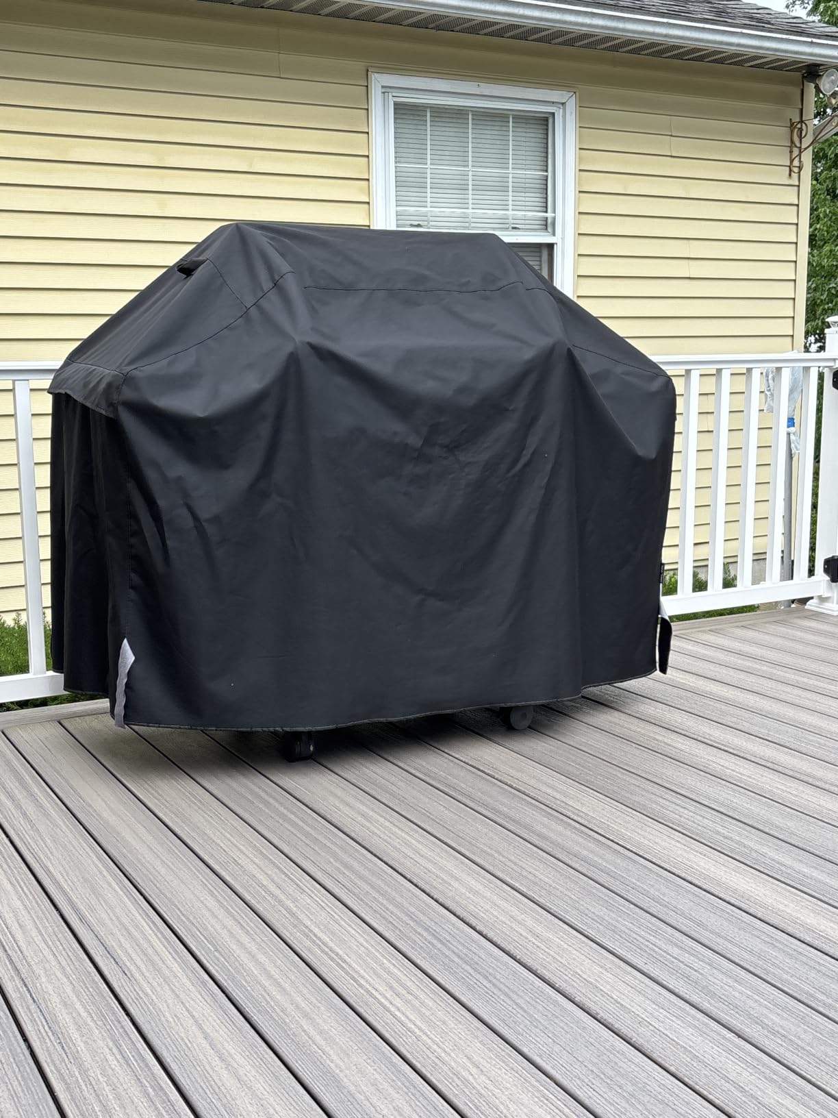 Unicook 60 Inch Heavy Duty Waterproof Grill Cover for Outdoor Grill customer photo 2