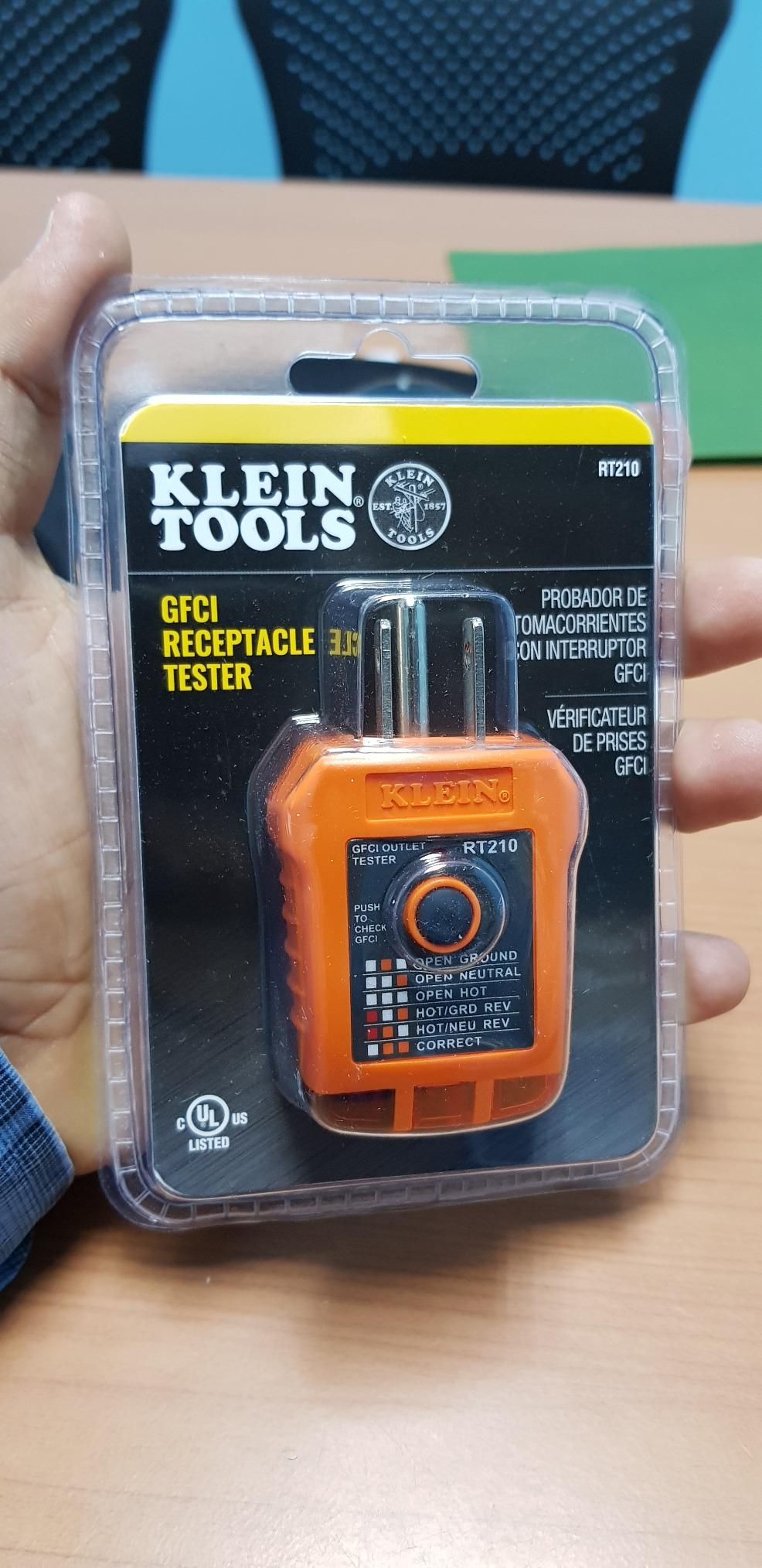 Klein Tools RT210 Outlet Tester, Receptacle Tester for GFCI / Standard North American AC Electrical Outlets, Detects Common Wiring Problems customer photo 2