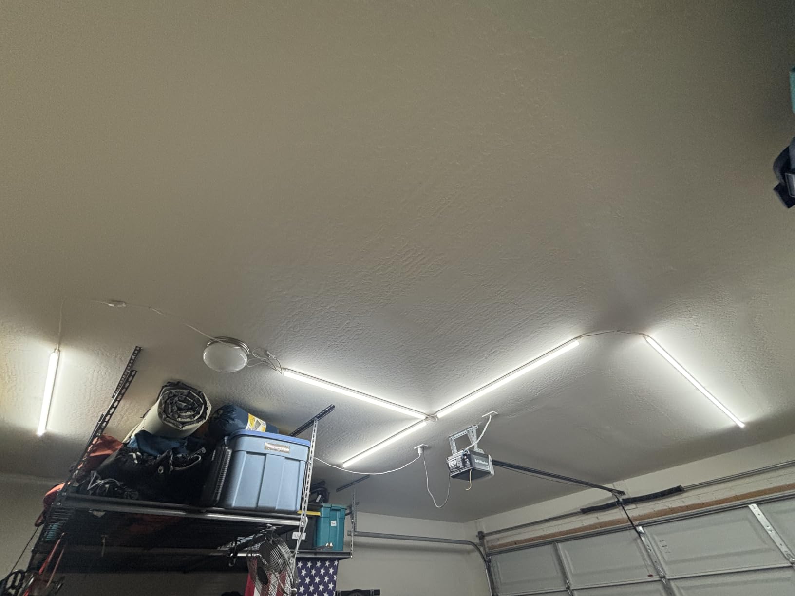 Barrina (6 Pack LED T5 Integrated Single Fixture, 4FT, 2200lm, 6500K 20W customer photo 1