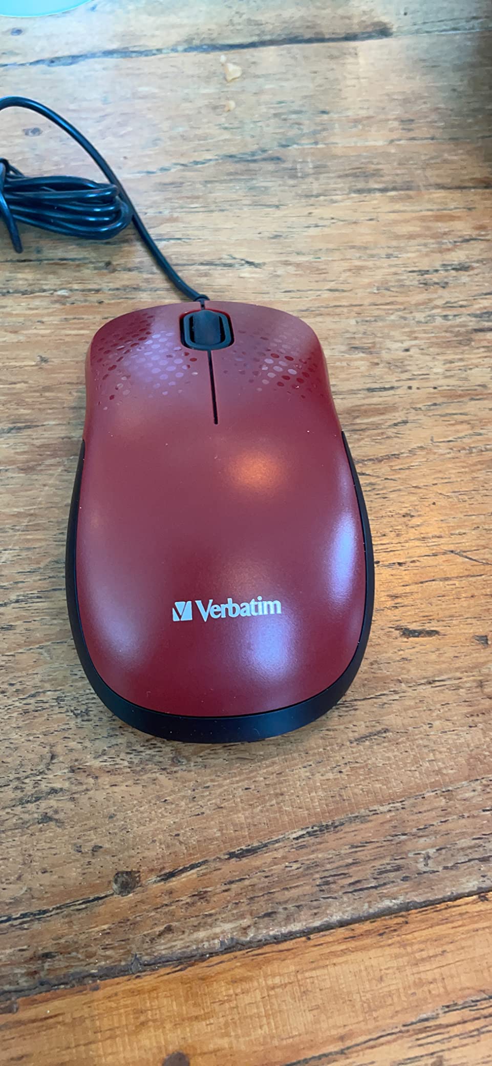 Verbatim Silent Corded Optical Mouse, USB, Precision Scroll Wheel, Black customer photo 1