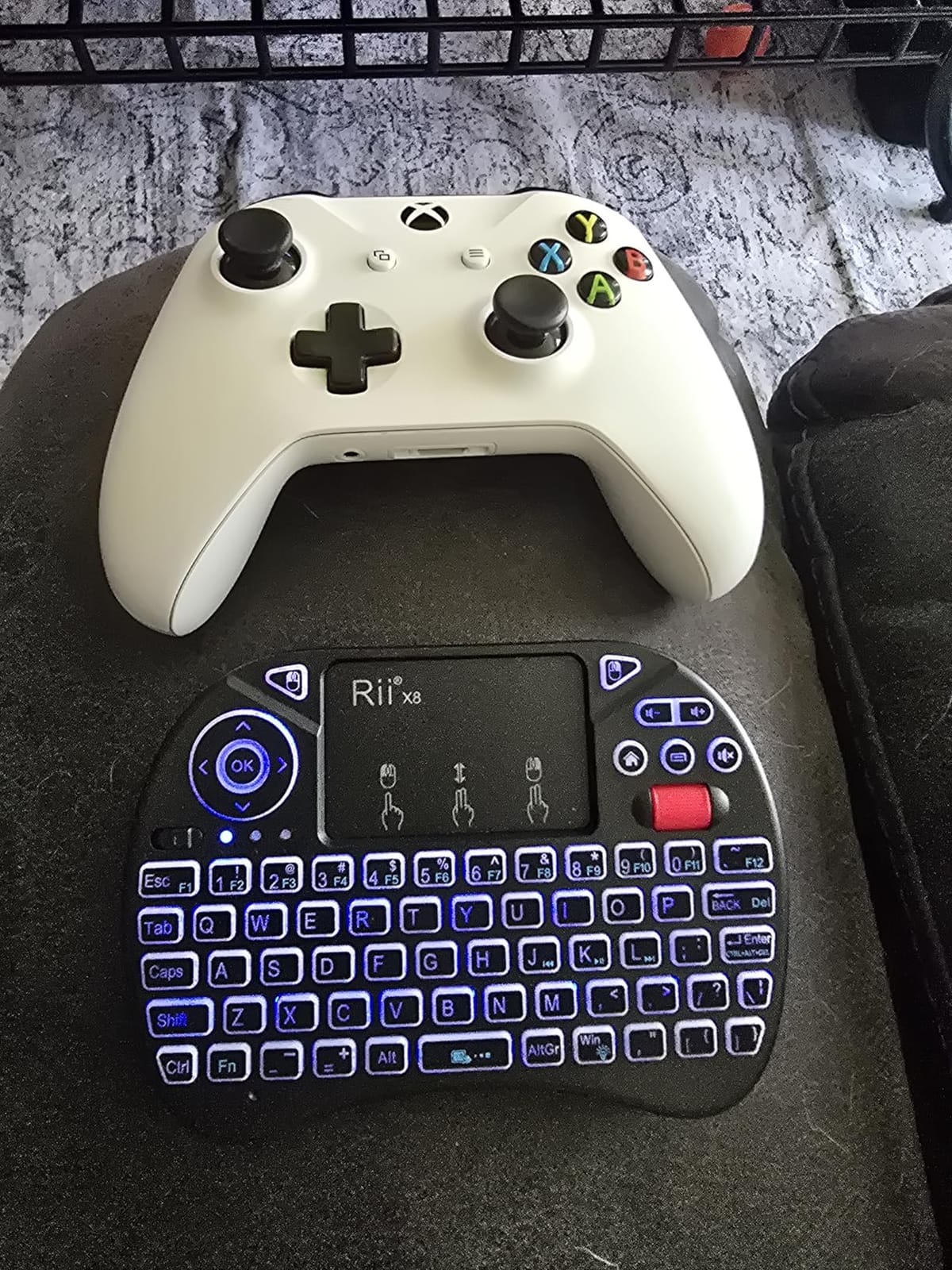 Rii X8 Mini Keyboard,2.4G Wireless,with Touchpad Mouse for Android TV Box customer photo 2