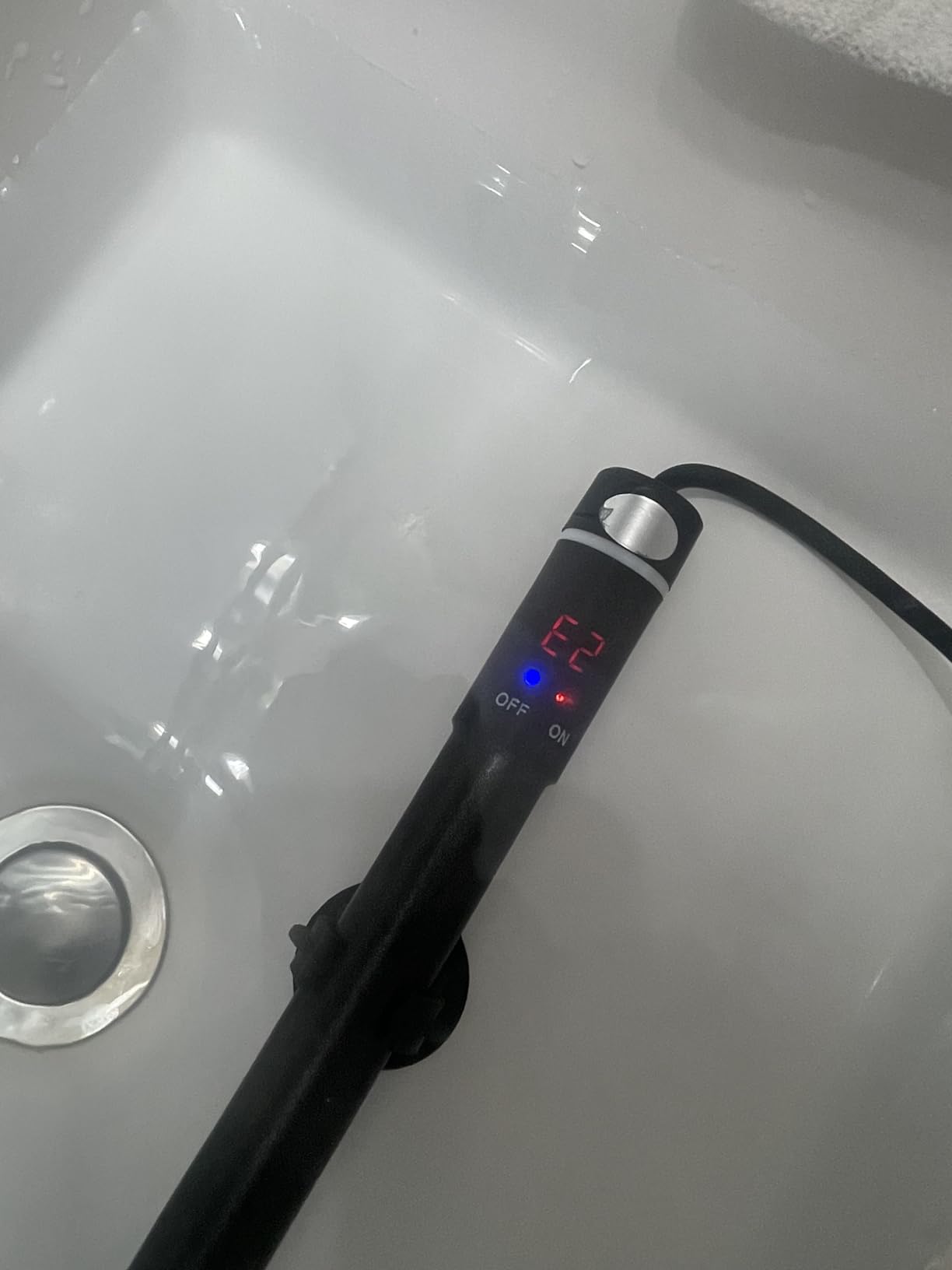 MQ Titanium Alloy 300W Aquarium Heater for Salt and Fresh Water, Digital LED Display Submersible Heater with External Thermostat Controller, for Fish Tank 50-60 Gallon customer photo 2