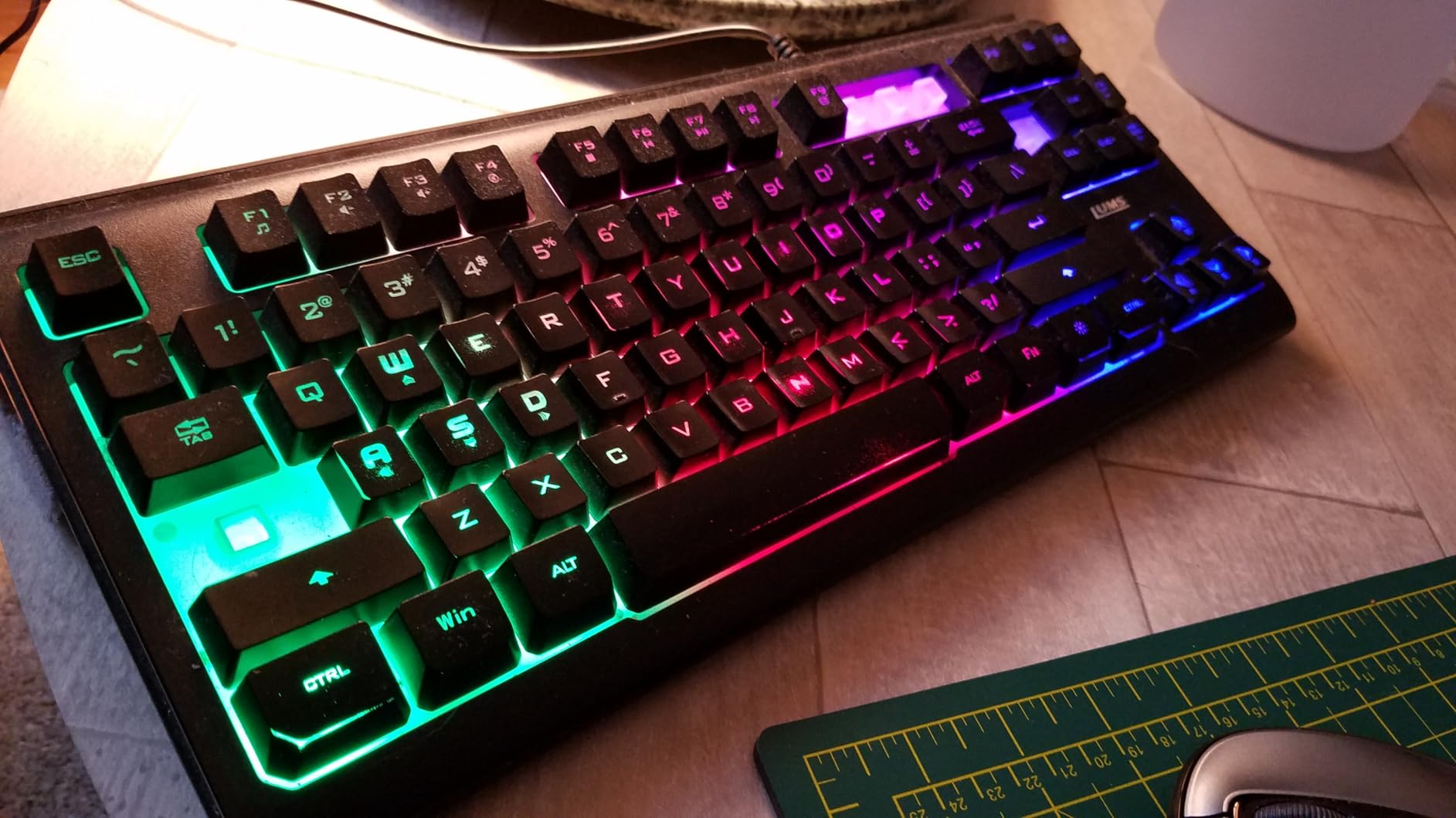 Lumsburry Computer Keyboard, 87 Keys Compact Wired USB Keyboard customer photo 1