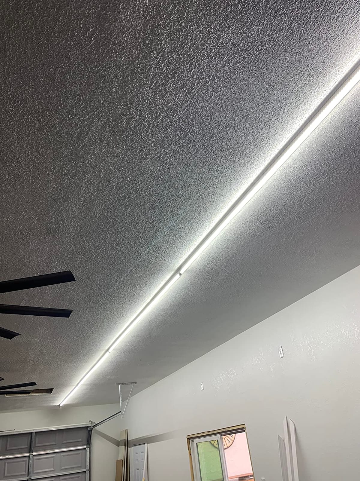 ONLYLUX 8ft LED Shop Light, 8' 100W 15000lm 6000K (12 Pack) customer photo 2