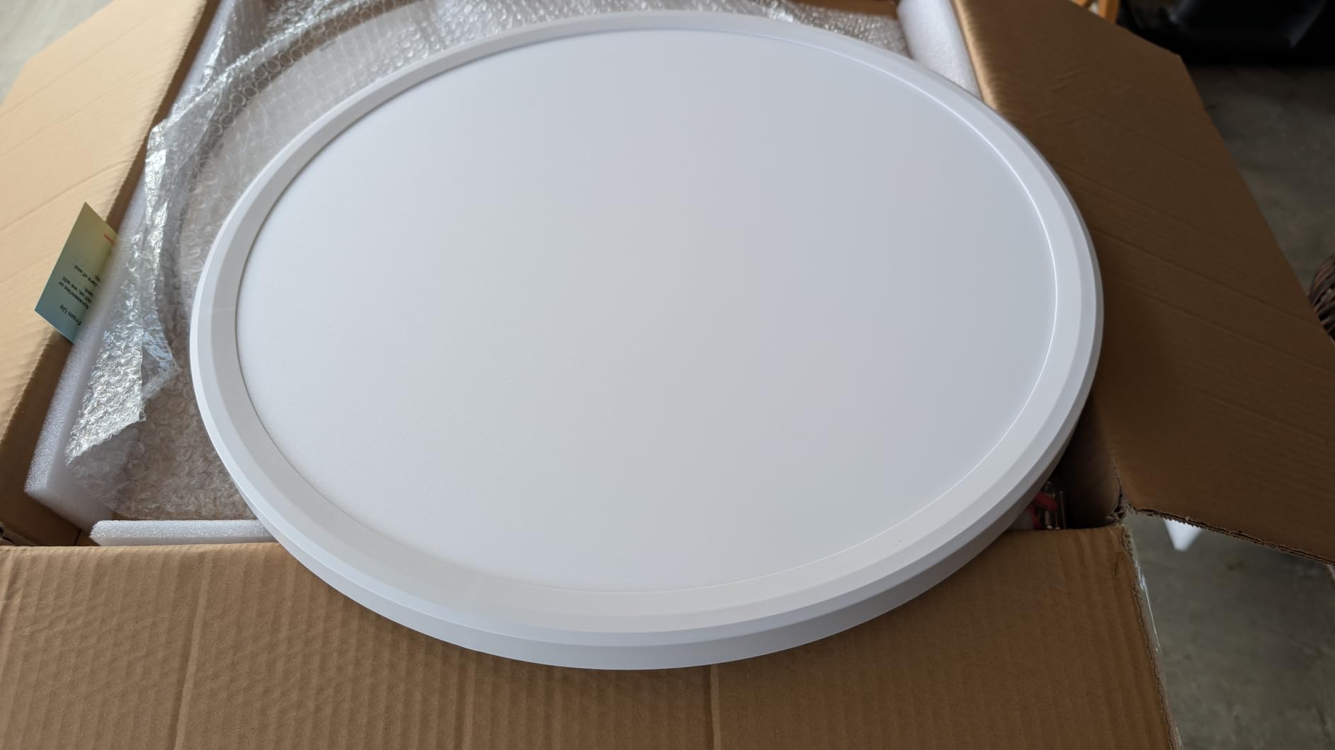 WKONCLDY 3200lm LED Flush Mount Ceiling Light, Super Slim 12 inch LED Ceiling Light, 5000K LED Ceiling Light for Bedroom, Living Room, Dining Room (White, One Pack) customer photo 1