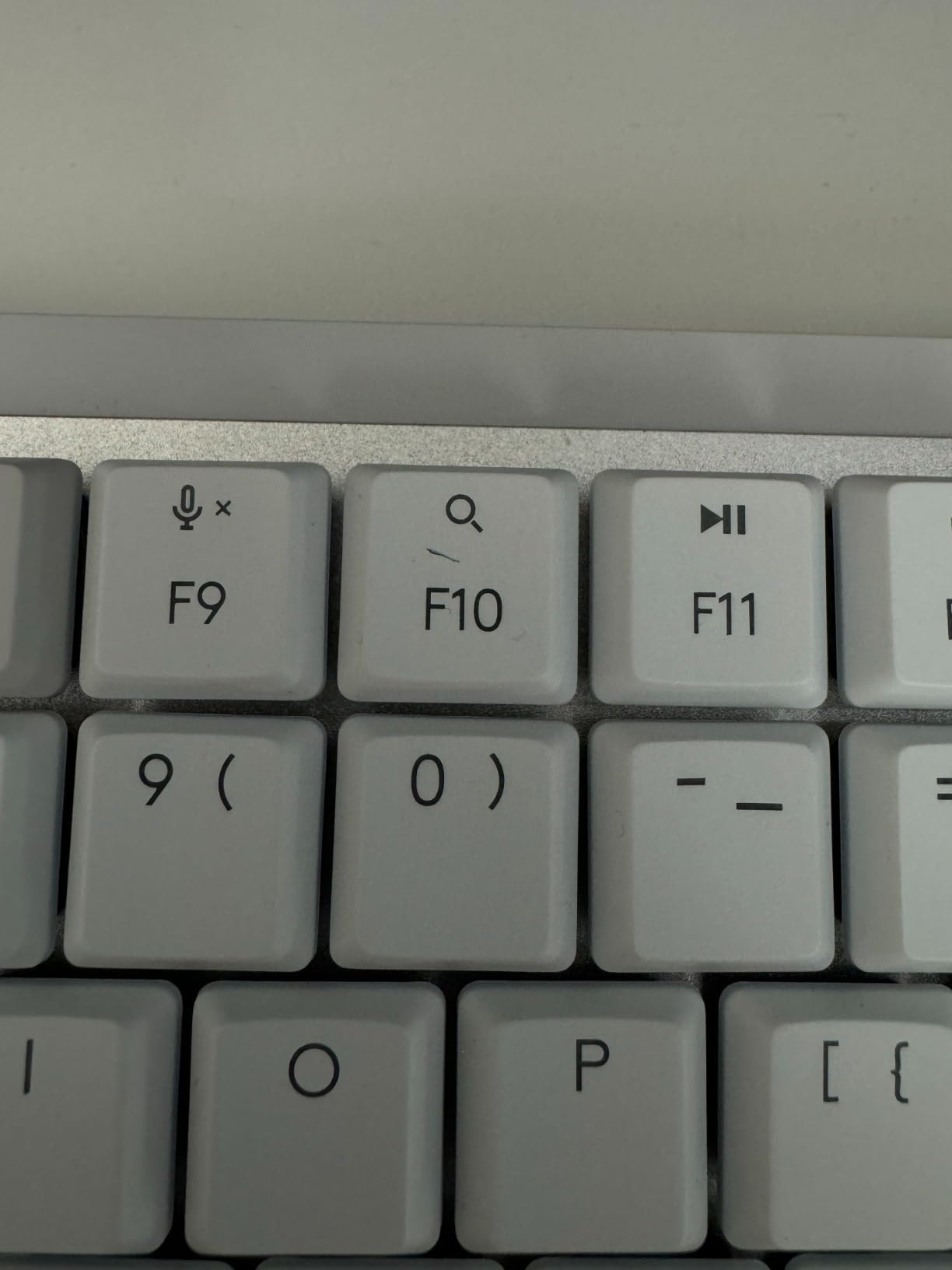 Logitech MX Mechanical Mini Mac Wireless Keyboard Low-Profile - Space Grey customer photo 2