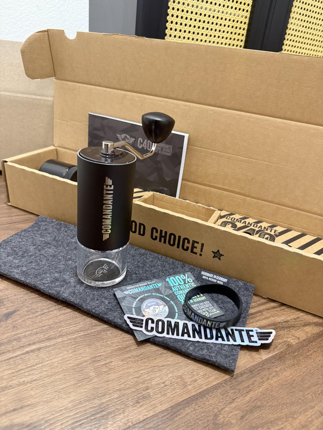 COMANDANTE C40 MK4 Nitro Blade Liquid Amber/Stainless Steel Coffee Grinder, Silver/Brown, Silver/Brown customer photo 2