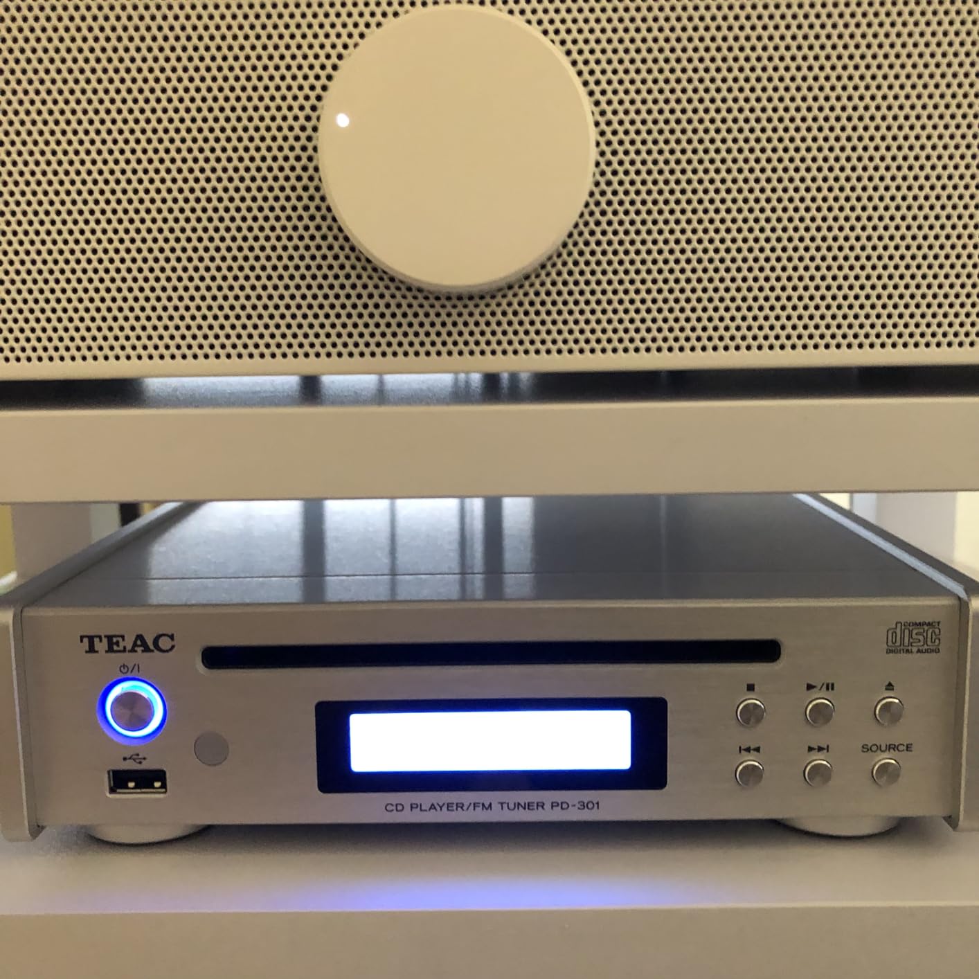 TEAC PD-301-X CD Player Slot-in Type Black Released in 2022 (Silver) customer photo 1
