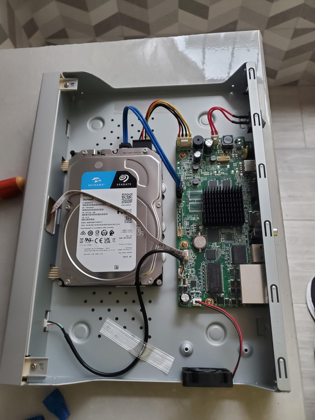 Seagate Skyhawk 4TB Video Internal Hard Drive HDD – 3.5 Inch SATA 6Gb/s 64MB Cache for DVR NVR Security Camera System with Drive Health Management and in-House Rescue Services (ST4000VXZ16/016) customer photo 2