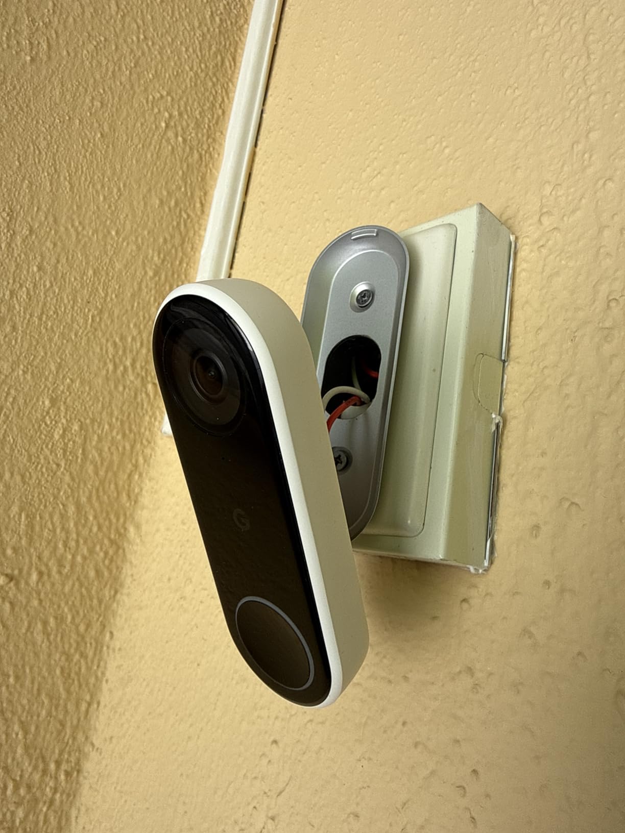 Google Nest Doorbell (Wired) - Formerly Nest Hello - Video Doorbell with 24/7 Streaming - Smart Doorbell Camera for Home with HDR Video, HD Talk and Listen, Night Vision, and Person Alerts customer photo 2