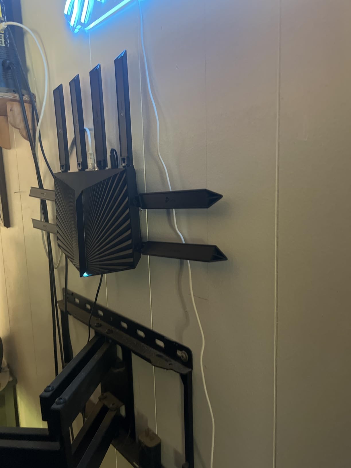 TP-Link AX6000 Wi-Fi 6 Dual Band Router (Archer AX80) customer photo 1