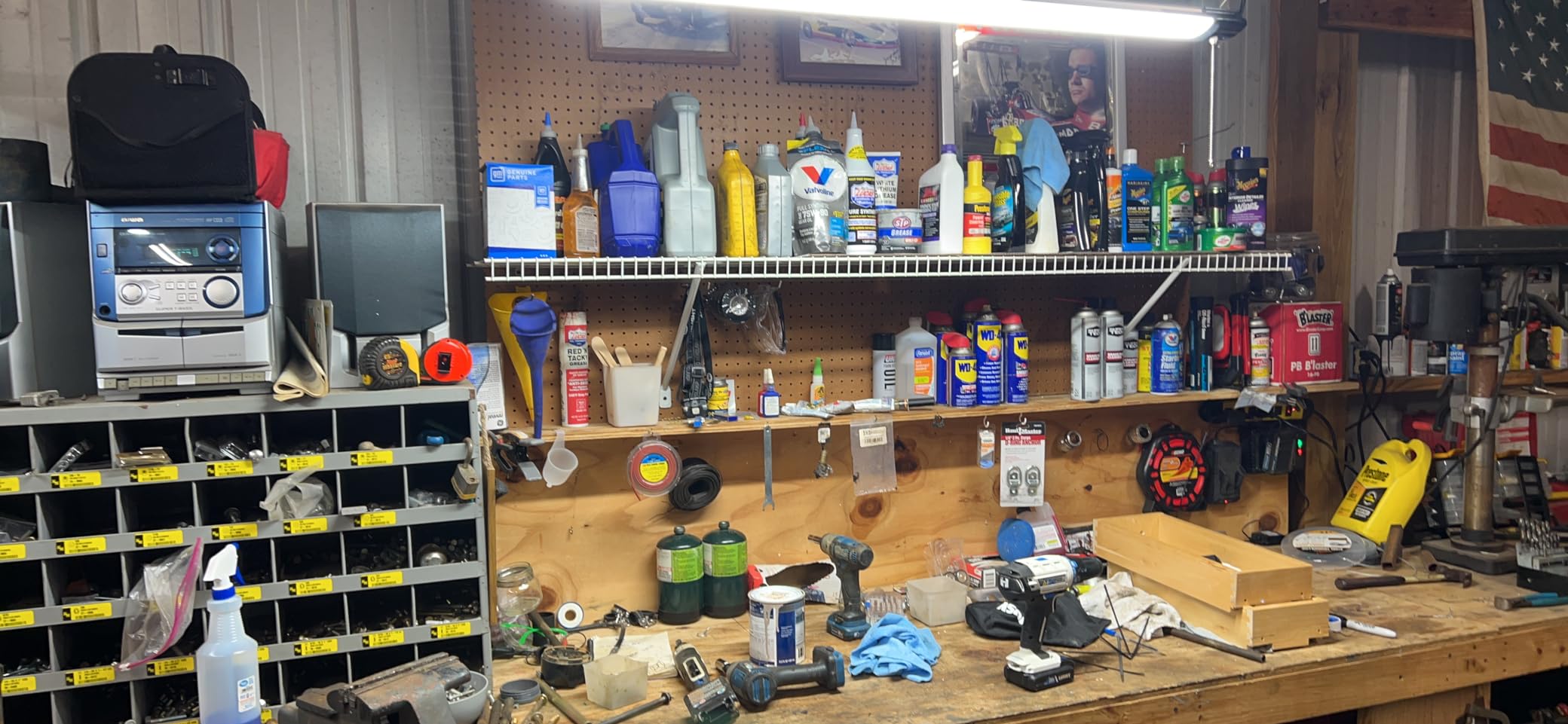 Barrina BS84 LED Shop Lights 4FT for Workshop, 84W 10000LM 5000K, 1 Packs customer photo 2