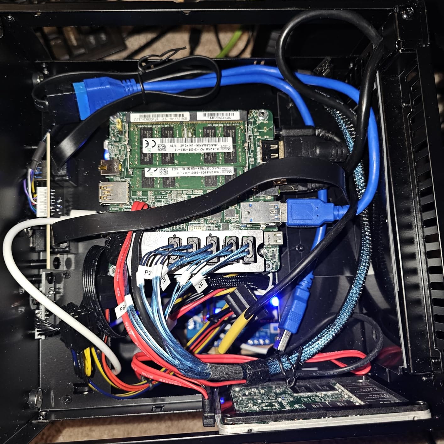 JONSBO N2 Black NAS ITX Case 5+1 Disk Bays Mini Aluminum Case, Built-in 12cm Fan, SFX Power Bite (L150mm Max.), Support 65mm CPU Cooler, Integrated Upper Cover Removable,Black customer photo 2