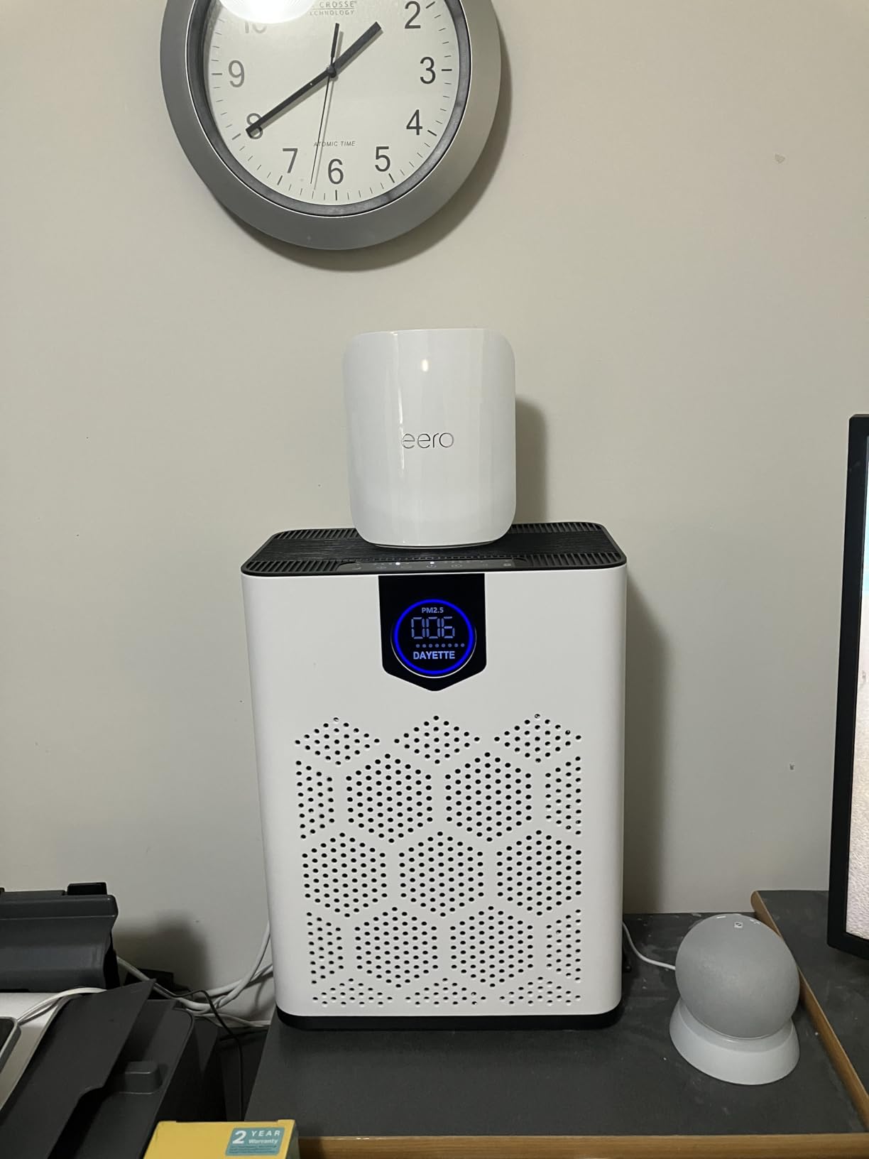 Amazon eero Pro 7 tri-band mesh Wi-Fi 7 router (newest model) - Supports internet plans up to 5 Gbps, Coverage up to 6,000 sq. ft., 3-pack customer photo 1