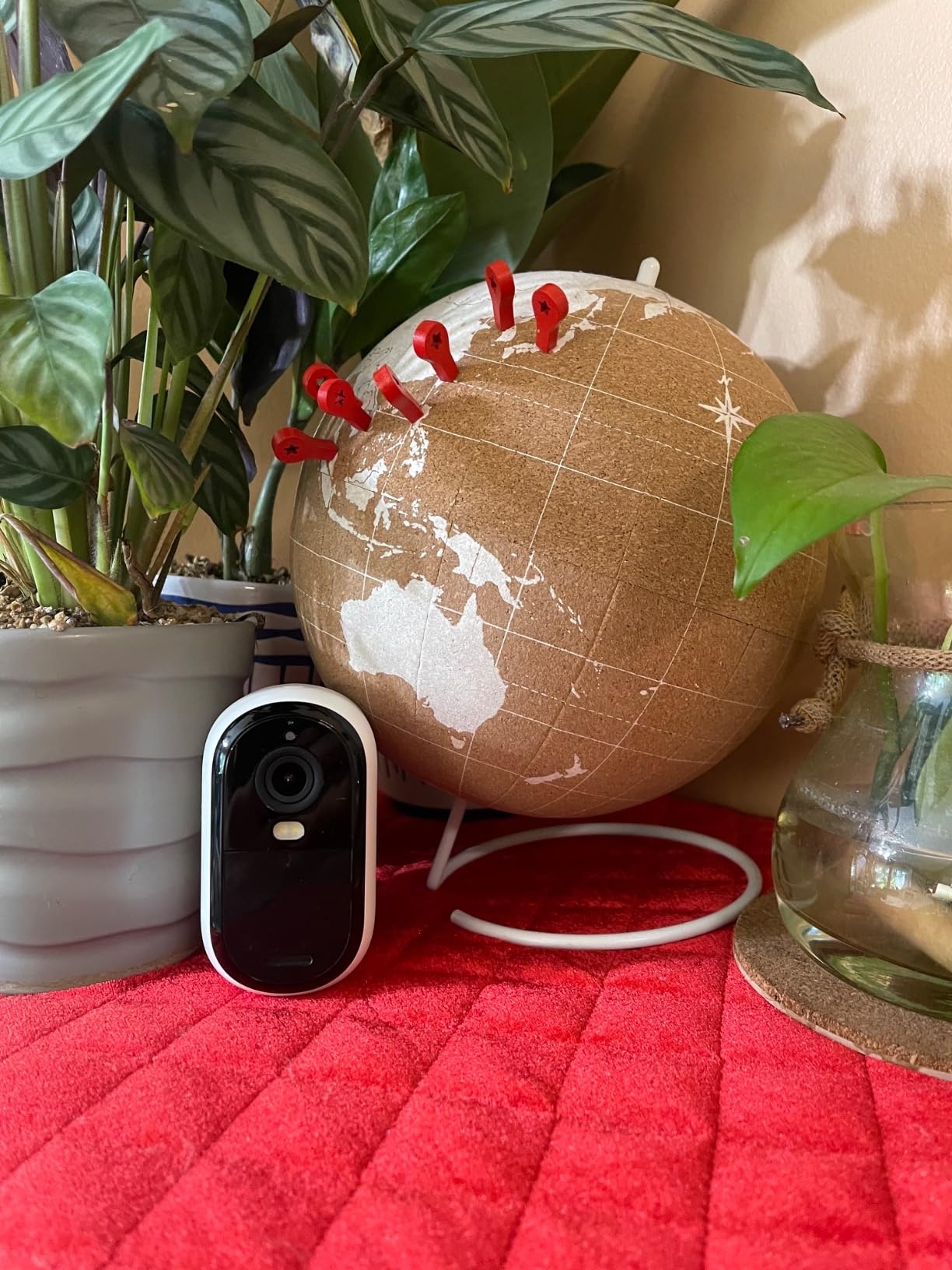 Arlo Essential Security Cameras Wireless Outdoor 2K (2nd Gen, 2023 Release) - Battery Power, Person Recognition, Package Detection, Animated Preview, 1-Month Trial of Secure Plan, 2 Cam, White customer photo 2