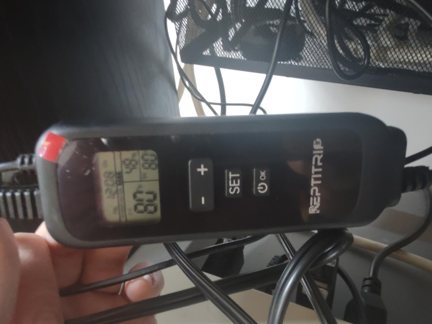 Reptile Thermostat, Dimming Thermostat with 1-24H Timer Setting customer photo 1