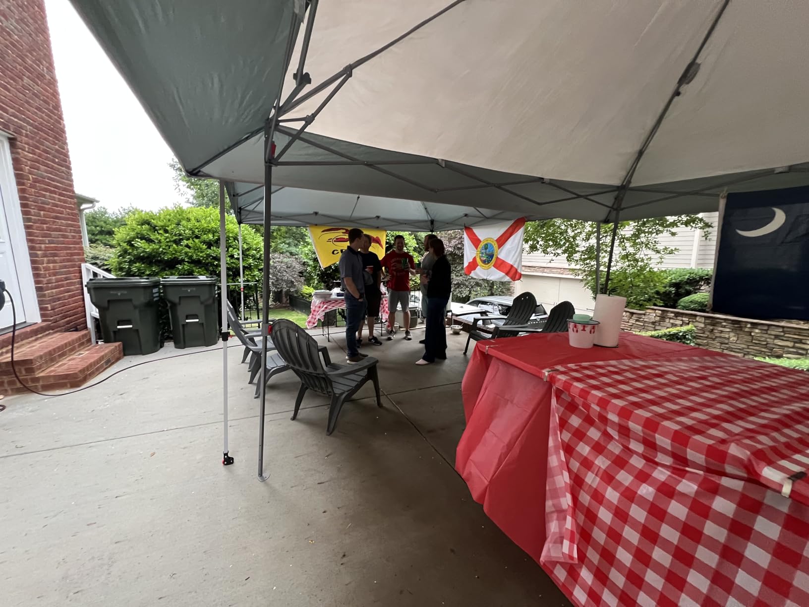 CROWN SHADES 12x12 Pop Up Canopy Tent with One Push Setup, Grid White customer photo 2