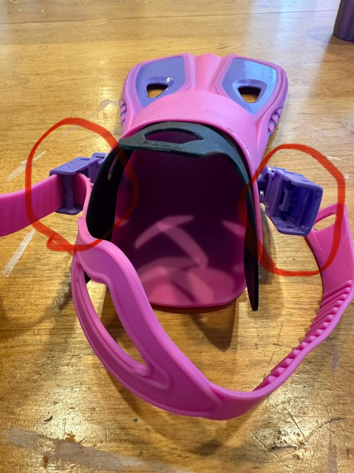 Snorkeling Gear for Kids Ages 5-15, 4 in 1 Mask Fins Snorkel Set with HD Tempered Glass Panoramic View Anti-Fog Mask, Dry Top Snorkel, Adjustable Trek Fins, and Mesh Bag, Kids Snorkel Set for Youth customer photo 1