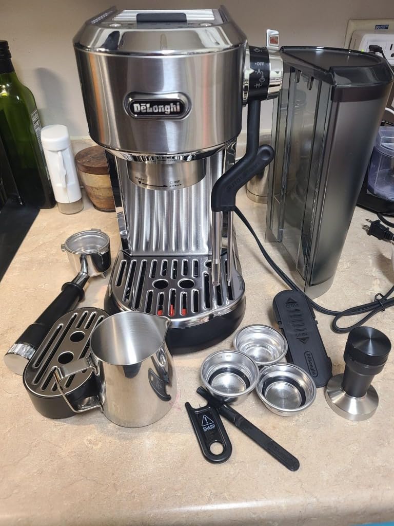 De'Longhi Dedica Maestro Plus Espresso Machine, Automatic Steam Wand, 3 Coffee Temp & Milk Foam Settings, 54oz Removable Tank, Easy-to-Clean Dishwasher-Safe Parts, Compact Stainless Steel Design customer photo 1
