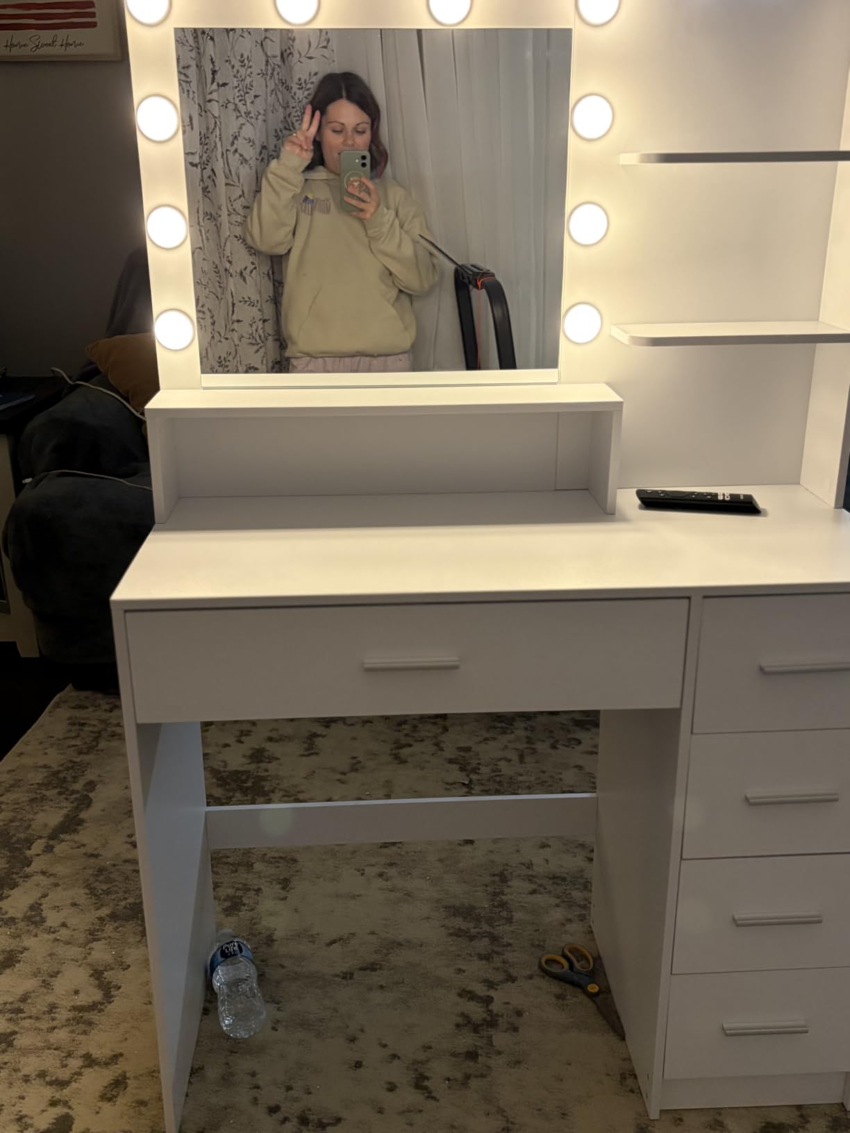 Quimoo Vanity Desk with Mirror & Lights, Makeup Vanity with 5 Drawers & Storage Shelves, White Vanity Table, 3 Color Modes & Adjustable Brightness, Dressing Table, Bedroom customer photo 2