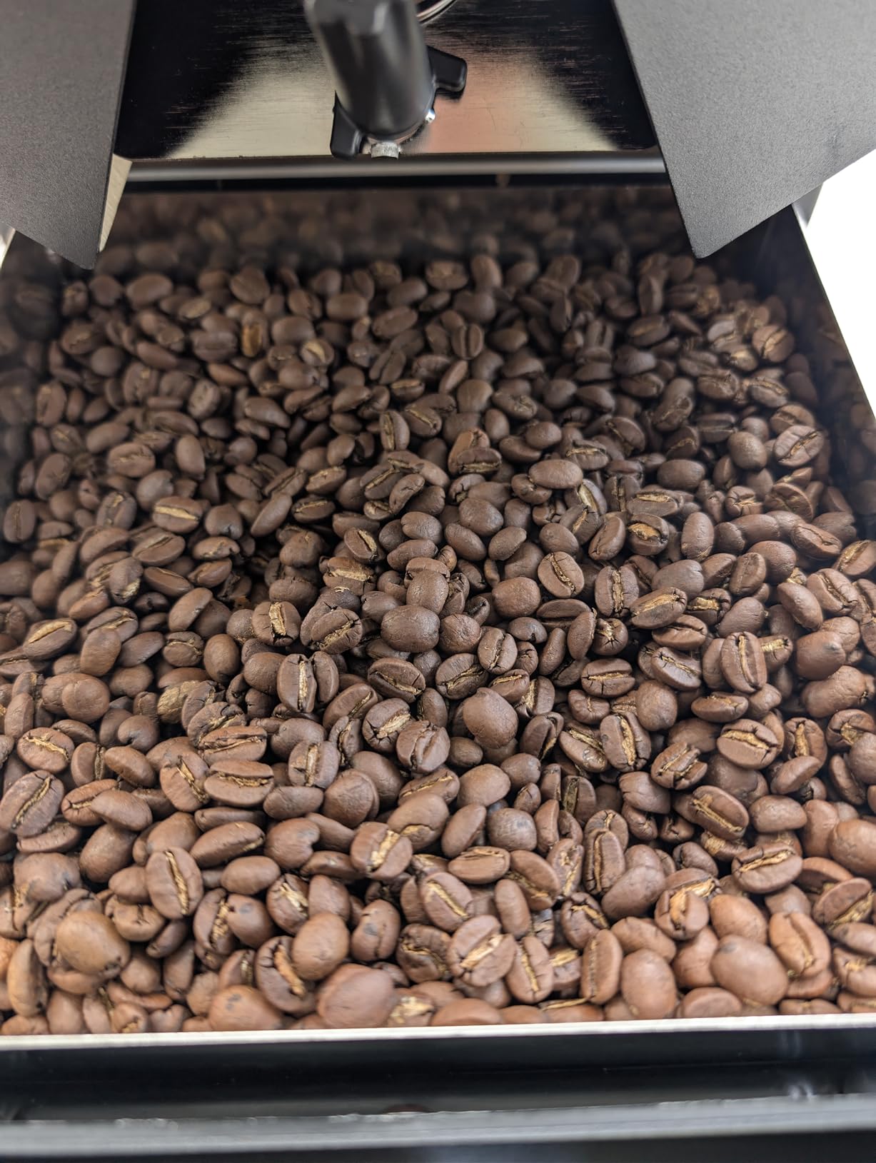 500g Automatic Coffee Roaster Machine for Home Use Wth Smoke Filter(Suitable for Light Roasting), The Smoke Pipes (Suitable for Medium and Dark Roasting) and Chaff Collector customer photo 1
