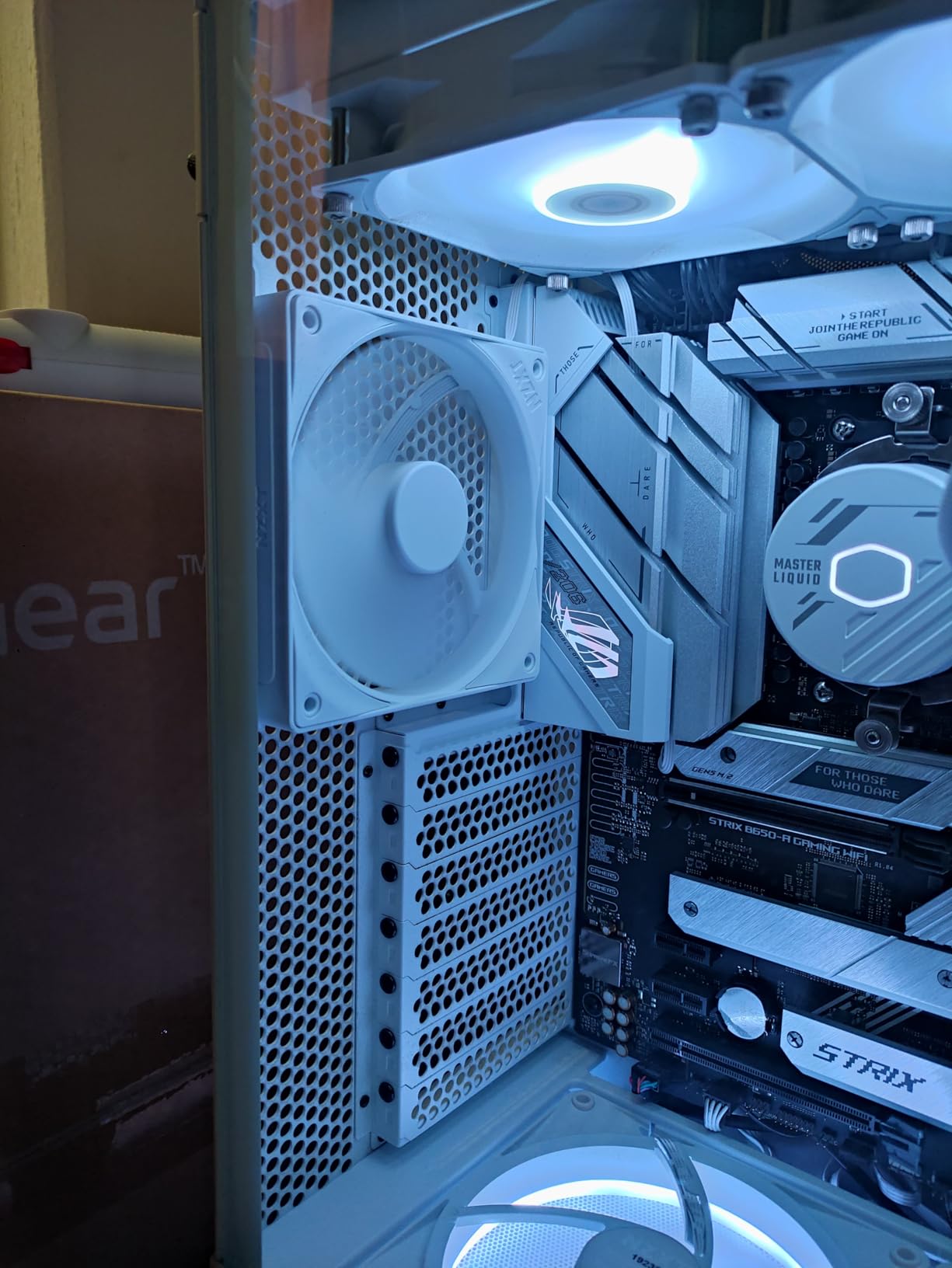 NZXT F120Q - 120mm Quiet Airflow PC Case Fan - Black customer photo 2