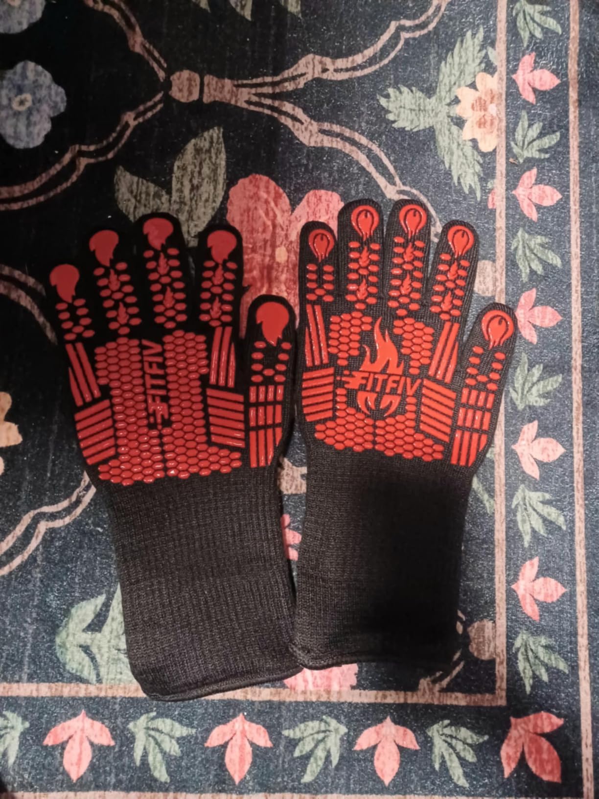 BBQ Gloves, 1472°F Heat Resistant with Silicone Grip Oven Mitts customer photo 1