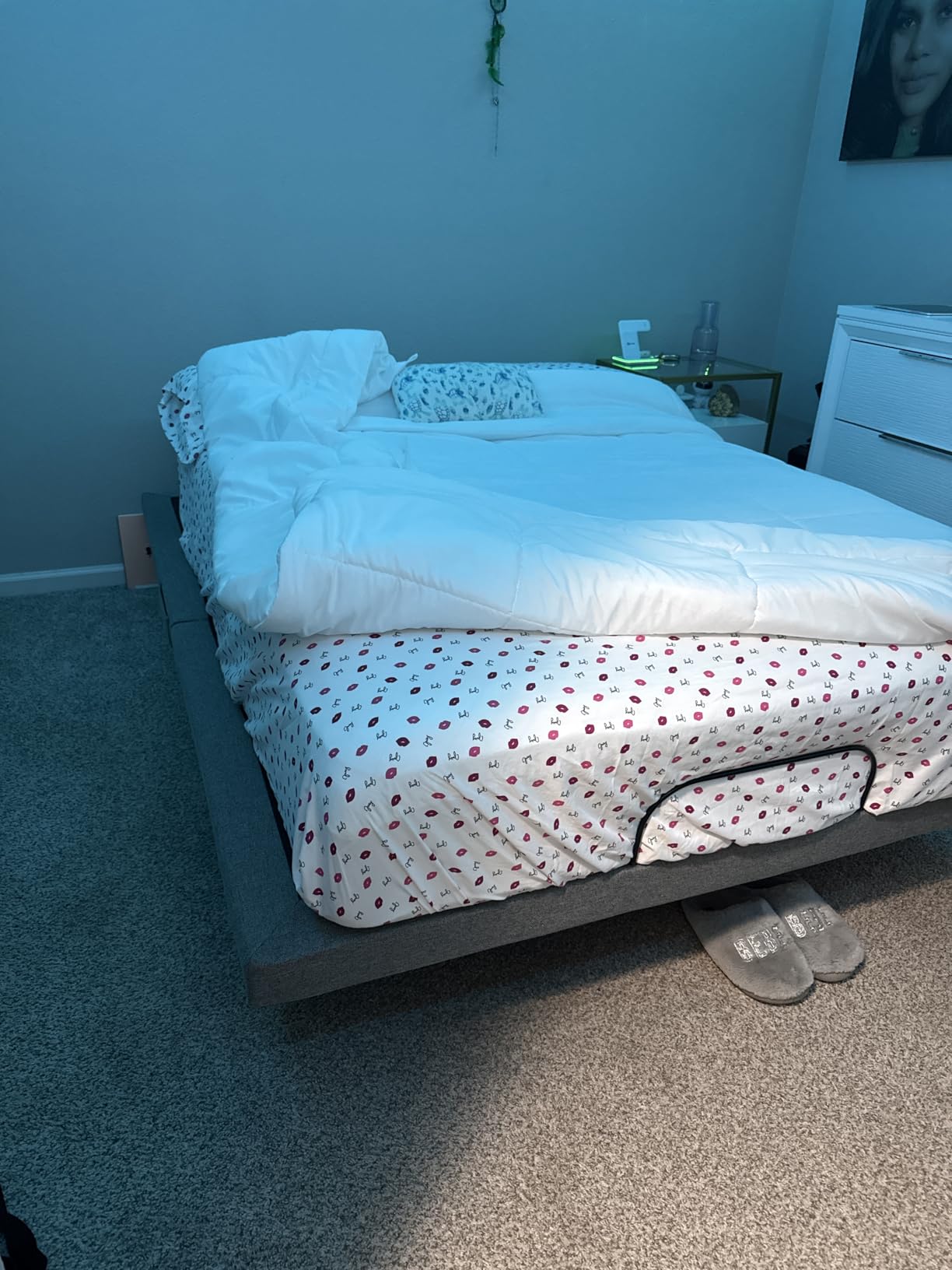 Best Choice Products Ergonomic Full Size Adjustable Bed Frame, Electric Base w/Wireless Remote Control, Nightlight, Massager, 2 USB Ports customer photo 1