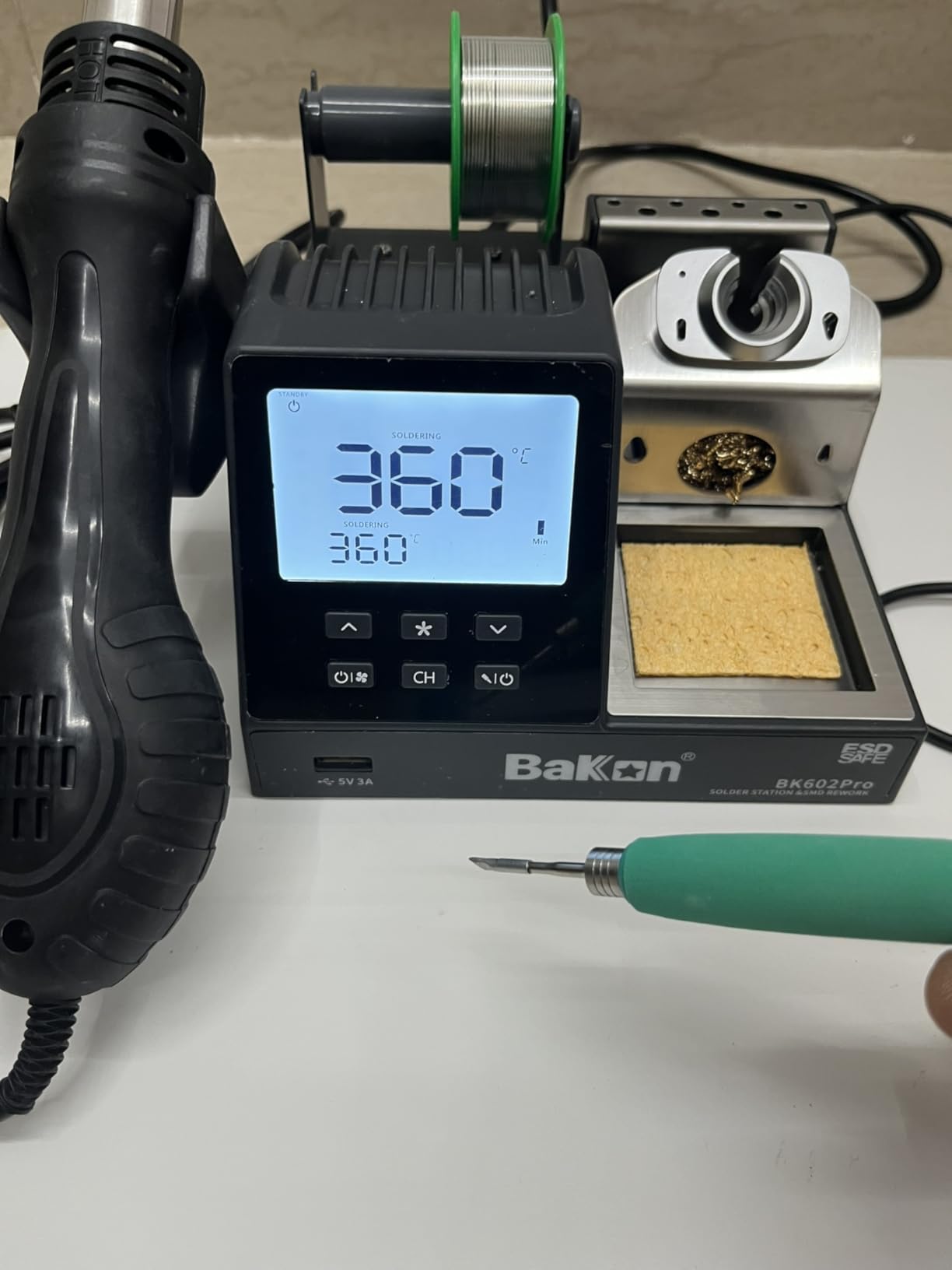 BK602S 2 in1 Soldering Iron Hot Air Rework Station,Digital Soldering Welding Iron Kit for Electronic DIY Circuit Work, Rapid Heat up Solder Station,Auto Sleep,ºC/ºF Conversion customer photo 1