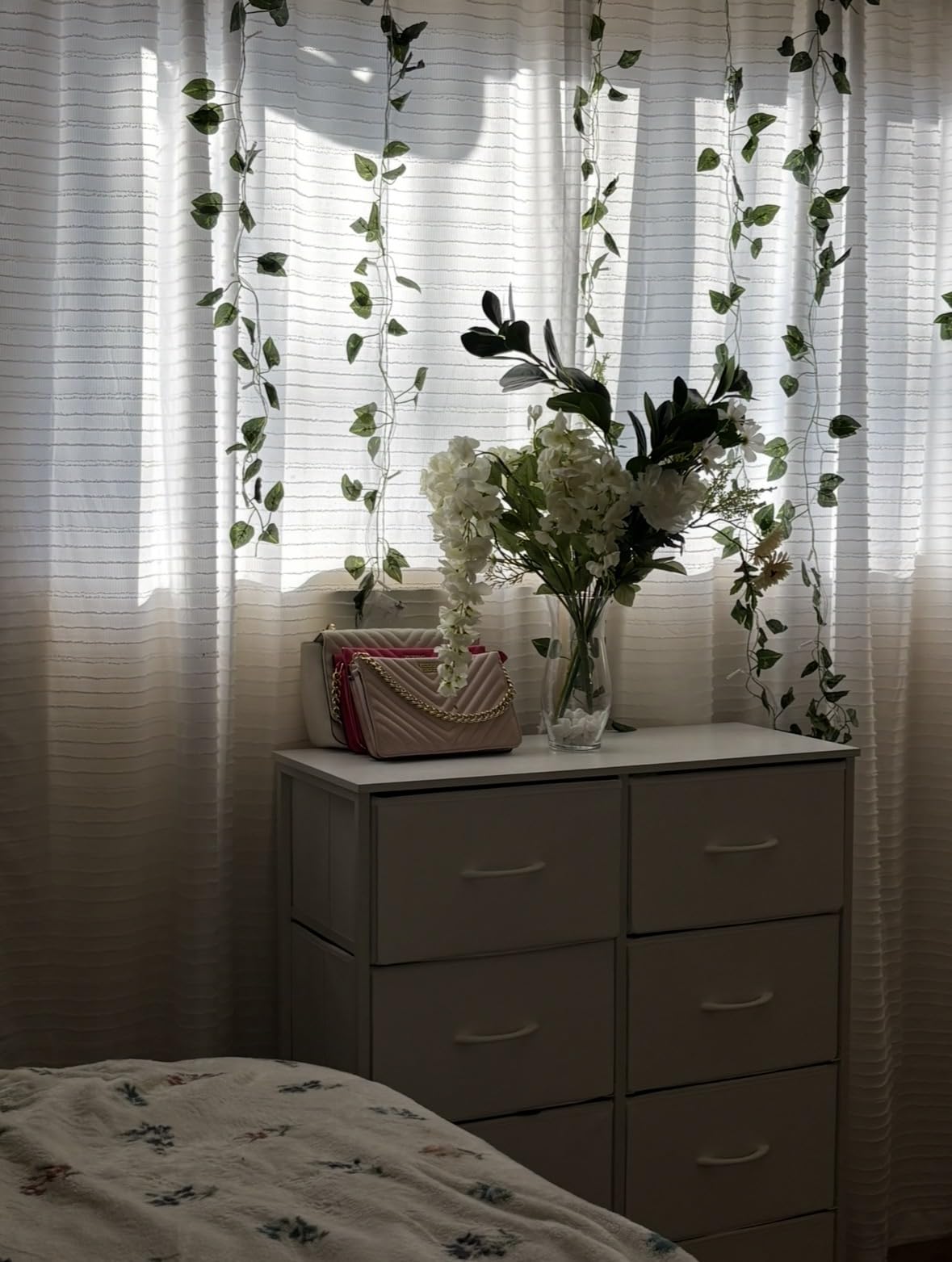 SONGMICS Dresser for Bedroom, Wide Dresser with 5 Fabric Drawers customer photo 2