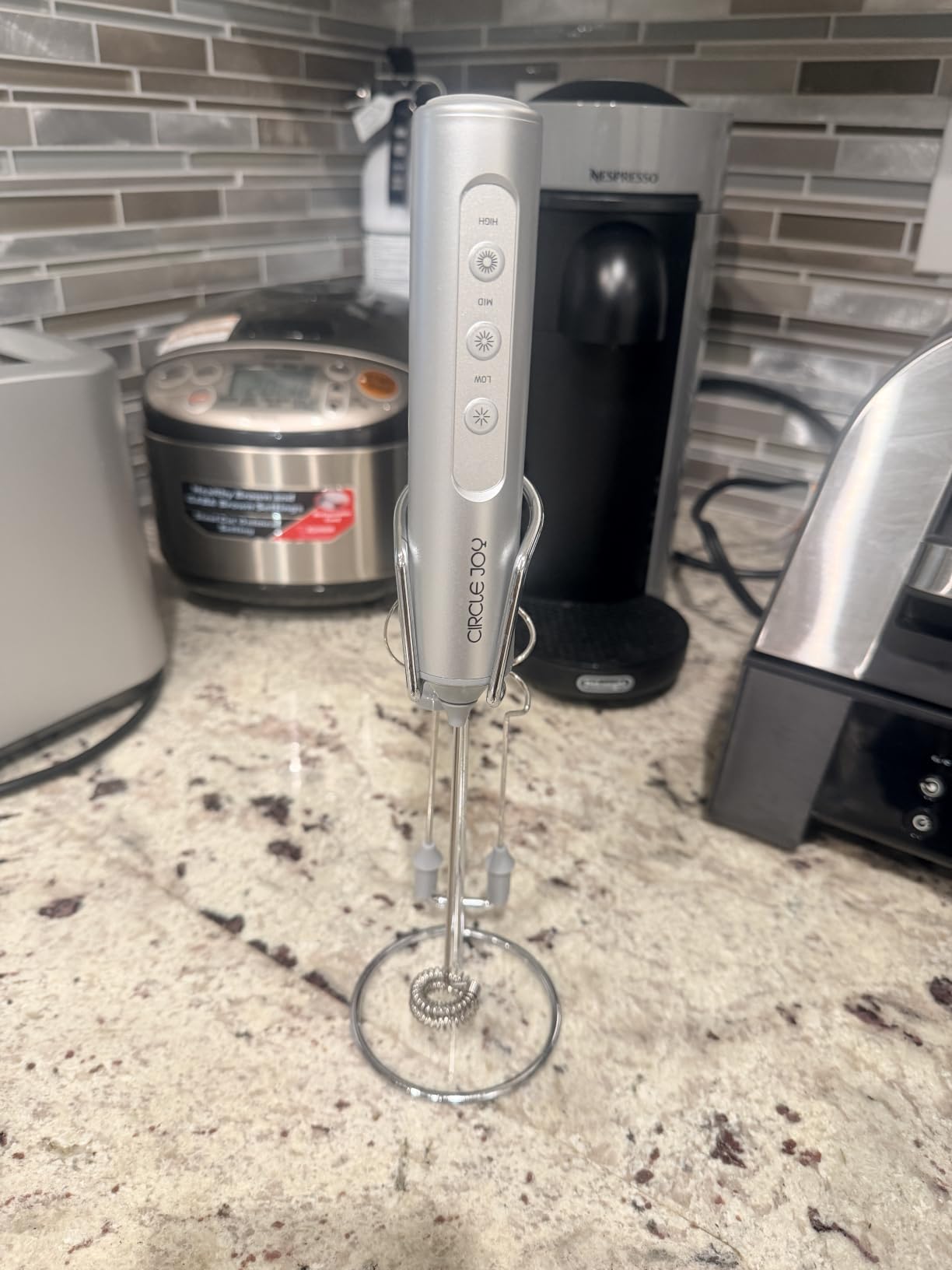 CIRCLE JOY Rechargeable Handheld Milk Frother Wand with Stand, 3 Variable Speeds, 3 Whisks and Storage Box, Electric Drink Mixer for Latte, Cappuccino, Hot Chocolate, Eggs and Protein Powder, Black customer photo 1