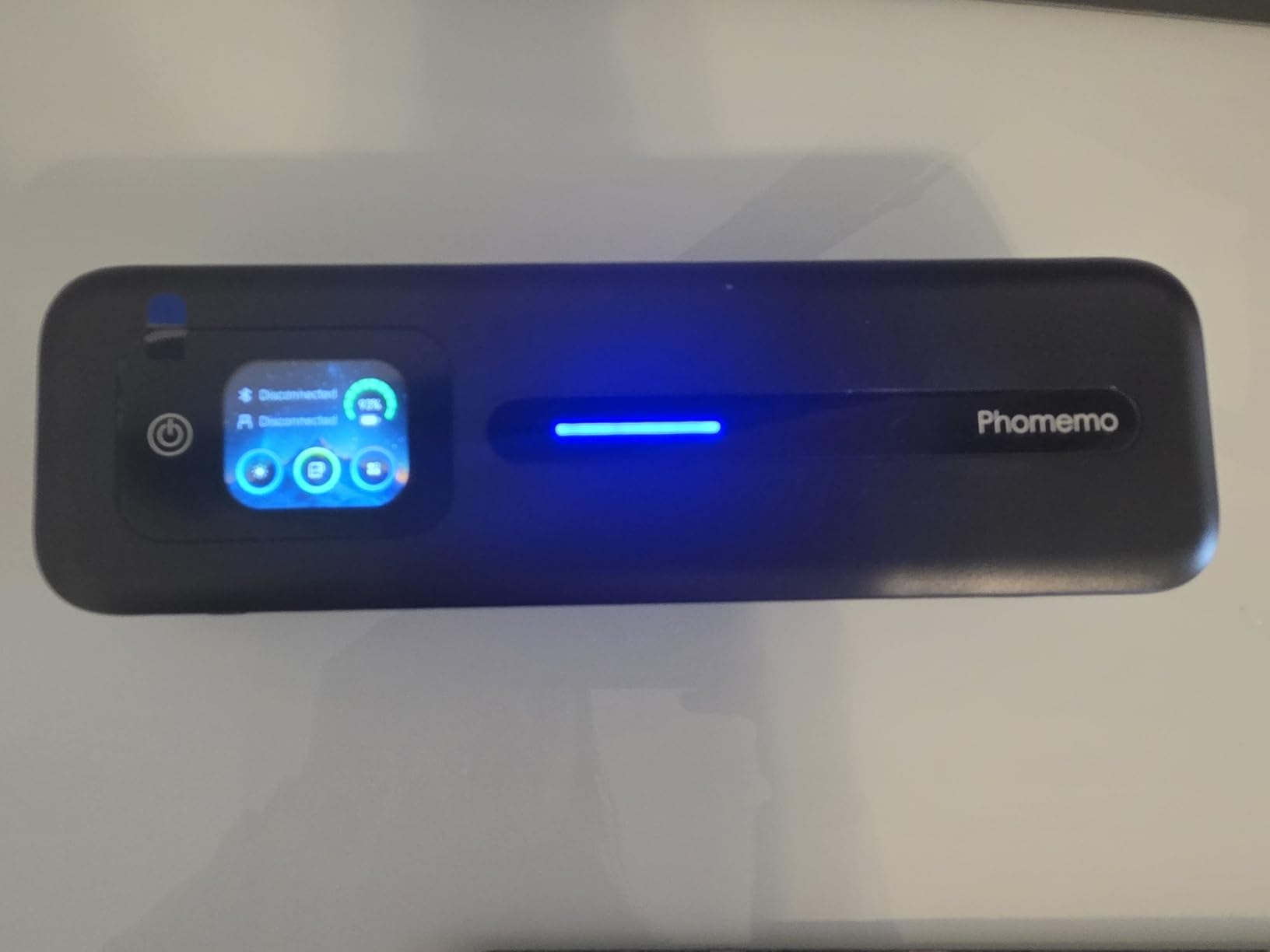 Phomemo M832D Touchscreen Inkless Portable Printer with Case & 3 Roll Paper customer photo 1