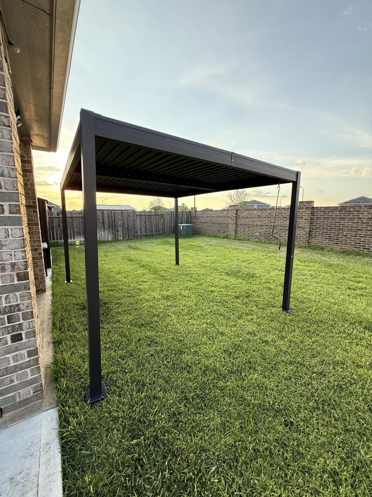 Aoxun Louvered Pergola 10x12, Outdoor Metal Pergola with Adjustable Louvers customer photo 1